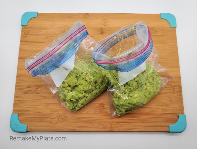 mashed avocados in freezer bags