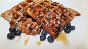 Blueberry Cinnamon Keto Chaffles #chaffles #ketowaffles #ketorecipes #ketogenic #remakemyplate