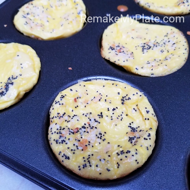 Everything Seasoning Mix no bagels needed for this delicious seasoning mix #everythingseasoning #ketorecipes #ketogenic #ketoeggs #chaffles #remakemyplate