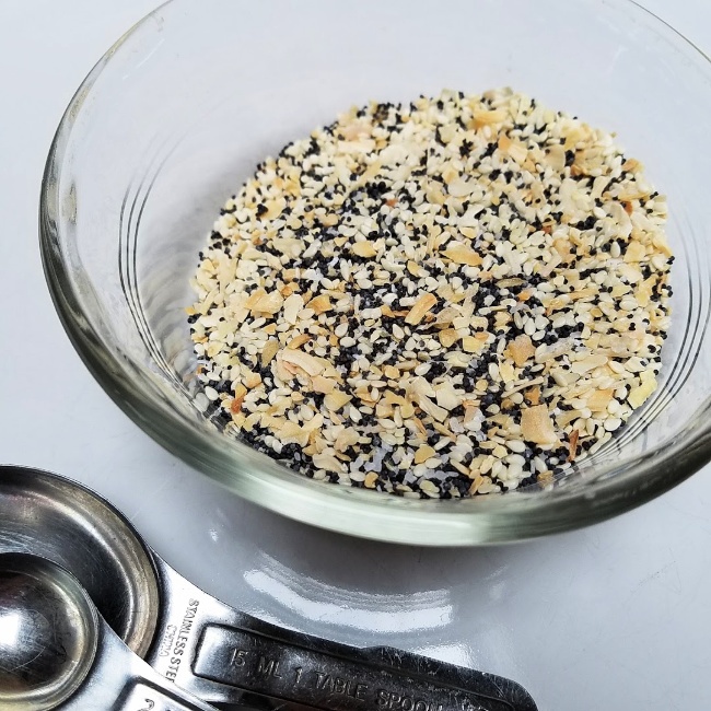 DIY Everything Bagel Seasoning: Elevate Your Dishes with This Flavorful  Blend!