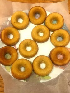 donutsonplate3