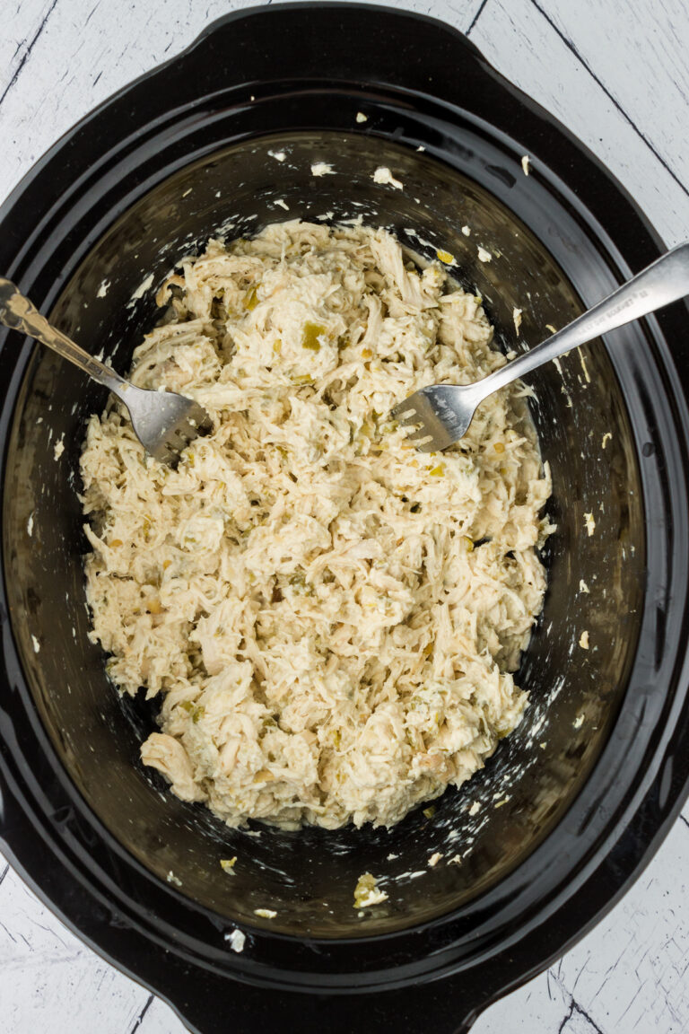 Easy Slow Cooker Shredded Chicken Recipe (Crockpot)