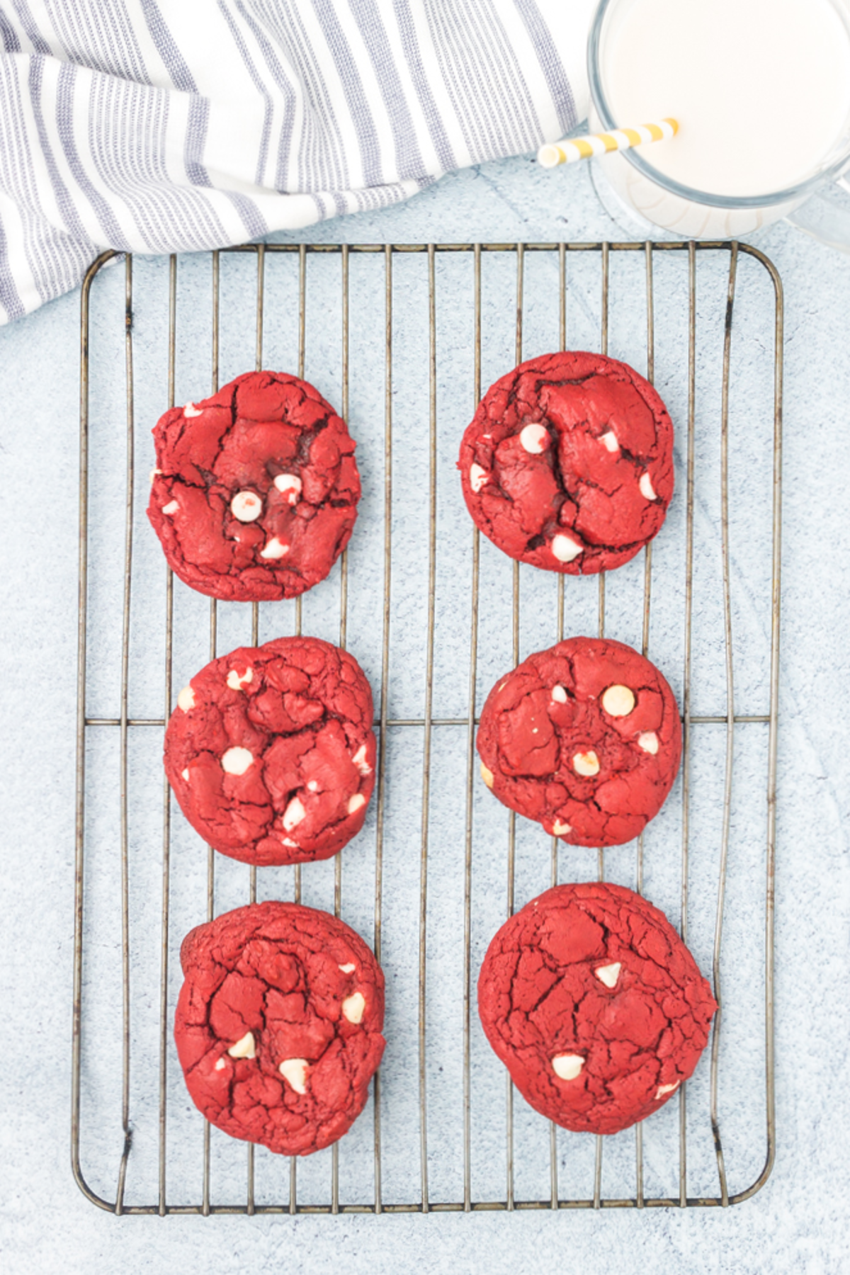 Red Velvet Cookies 4