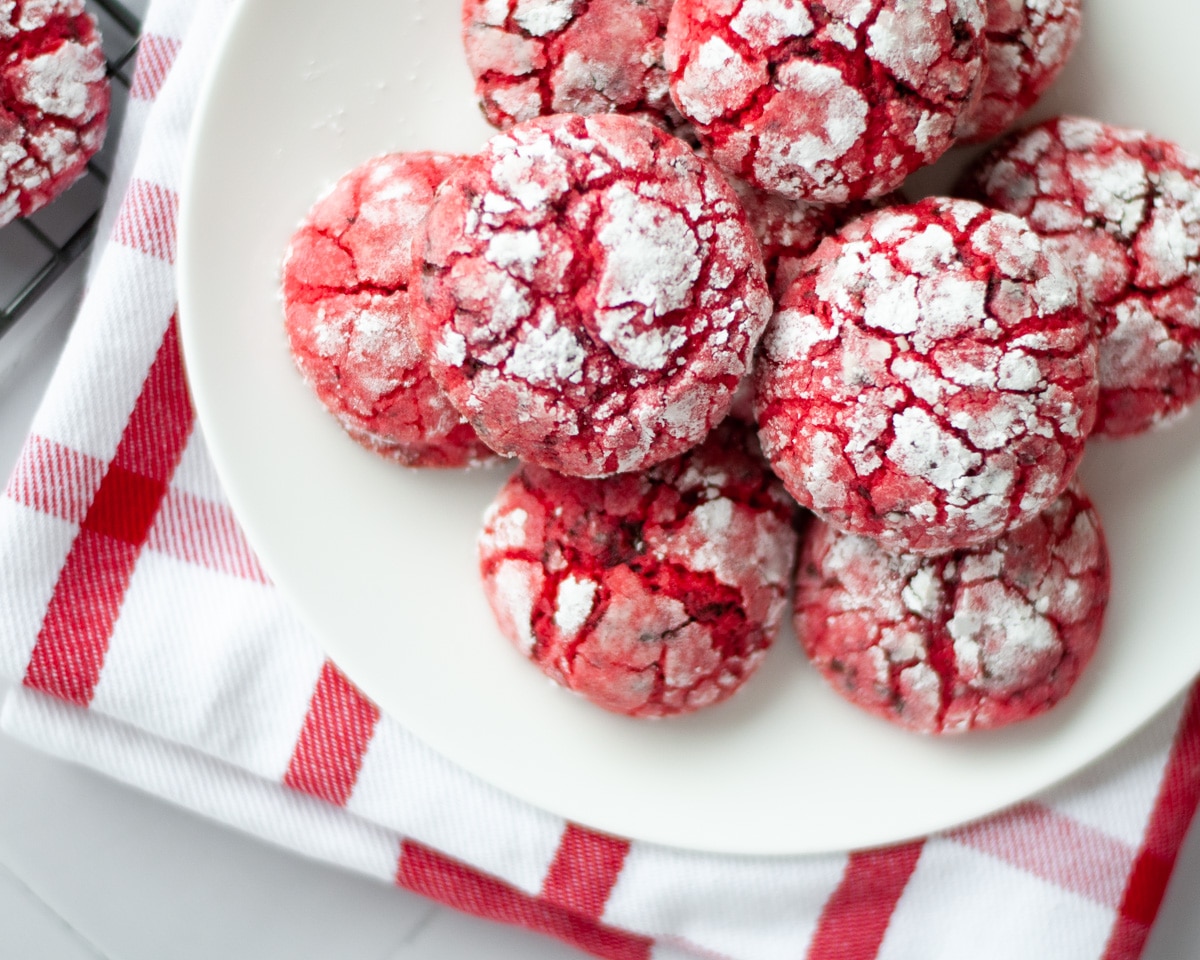 Cherry Chocolate Crinkle Cookies 4x5 DSC 0798