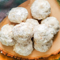 Christmas Snowball Cookies Recipe 6