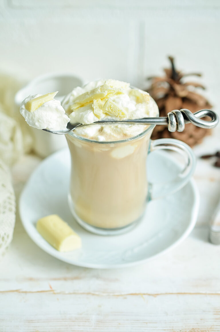 Easy Copycat Starbucks White Chocolate Mocha Recipe