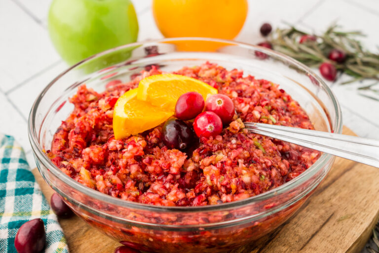 Easy Cranberry Relish Recipe (Thanksgiving)