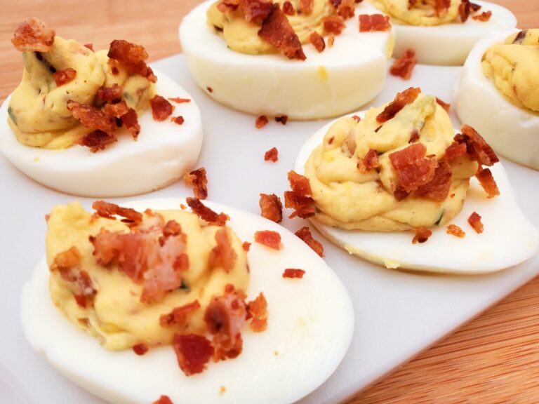 Bacon Ranch Deviled Eggs (Keto, Low Carb)
