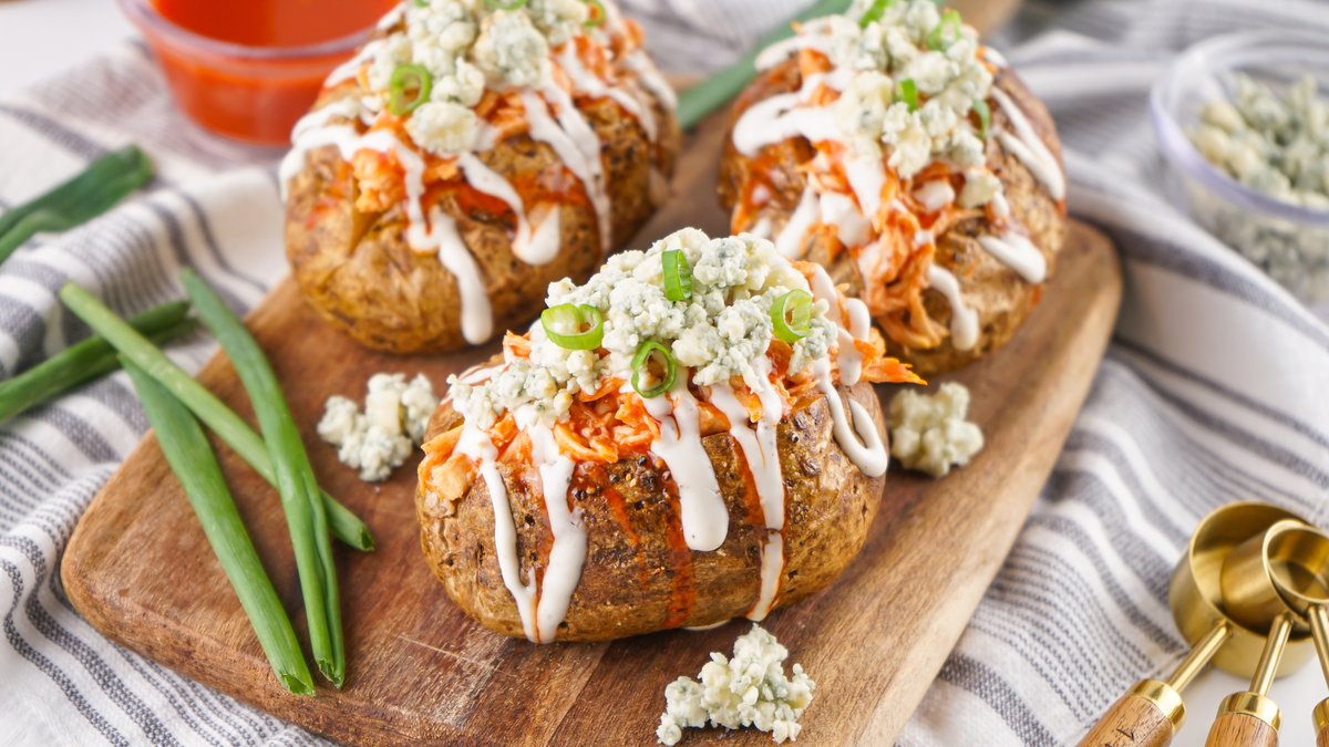 Buffalo Chicken Baked Potatoes 1