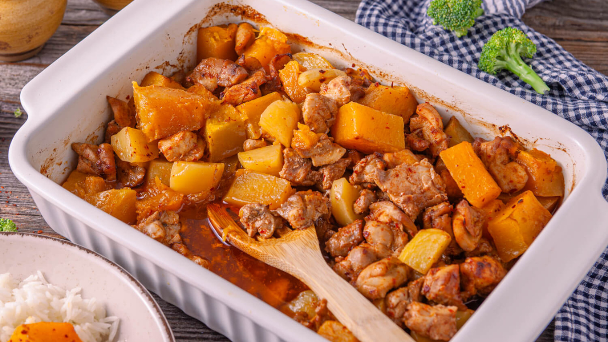 finished harvest chicken casserole in a baking dish